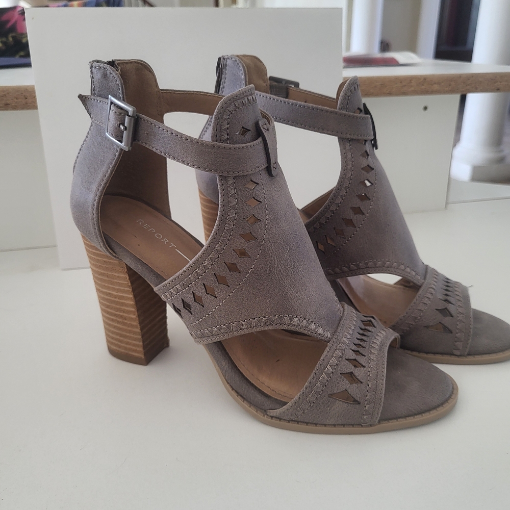 Report Women's Ankle Booties Sz 6.5